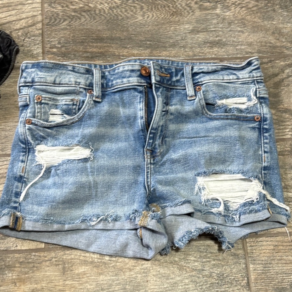 American Eagle Outfitters Light Blue Distressed Jean Shorts